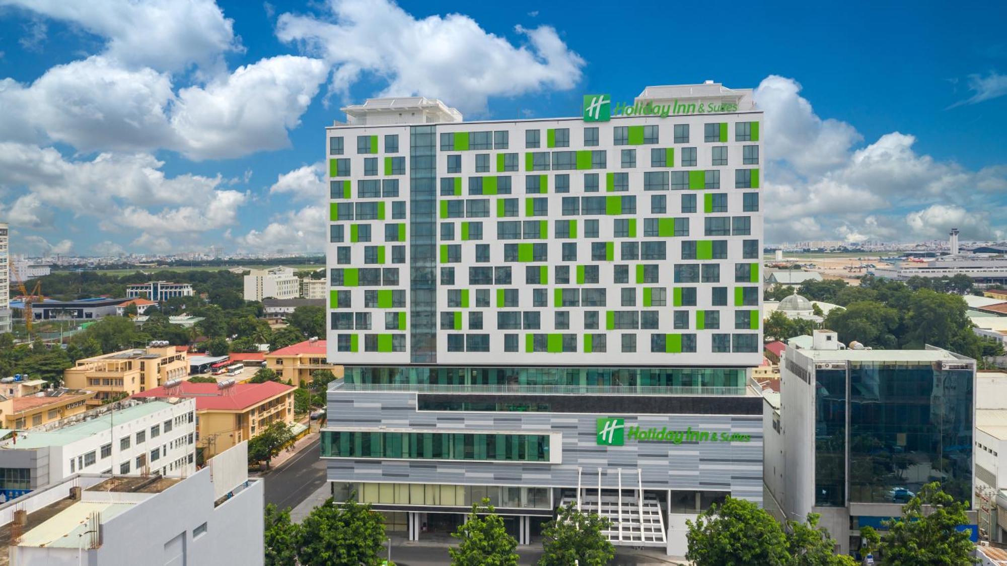 Holiday Inn & Suites Saigon Airport By Ihg Ho-Chi-Minh-Stadt Exterior foto