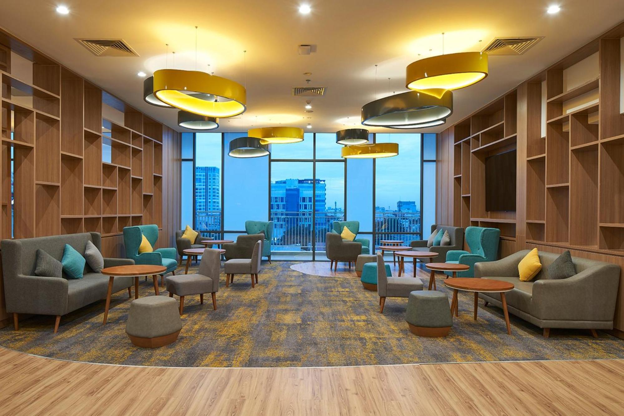 Holiday Inn & Suites Saigon Airport By Ihg Ho-Chi-Minh-Stadt Exterior foto