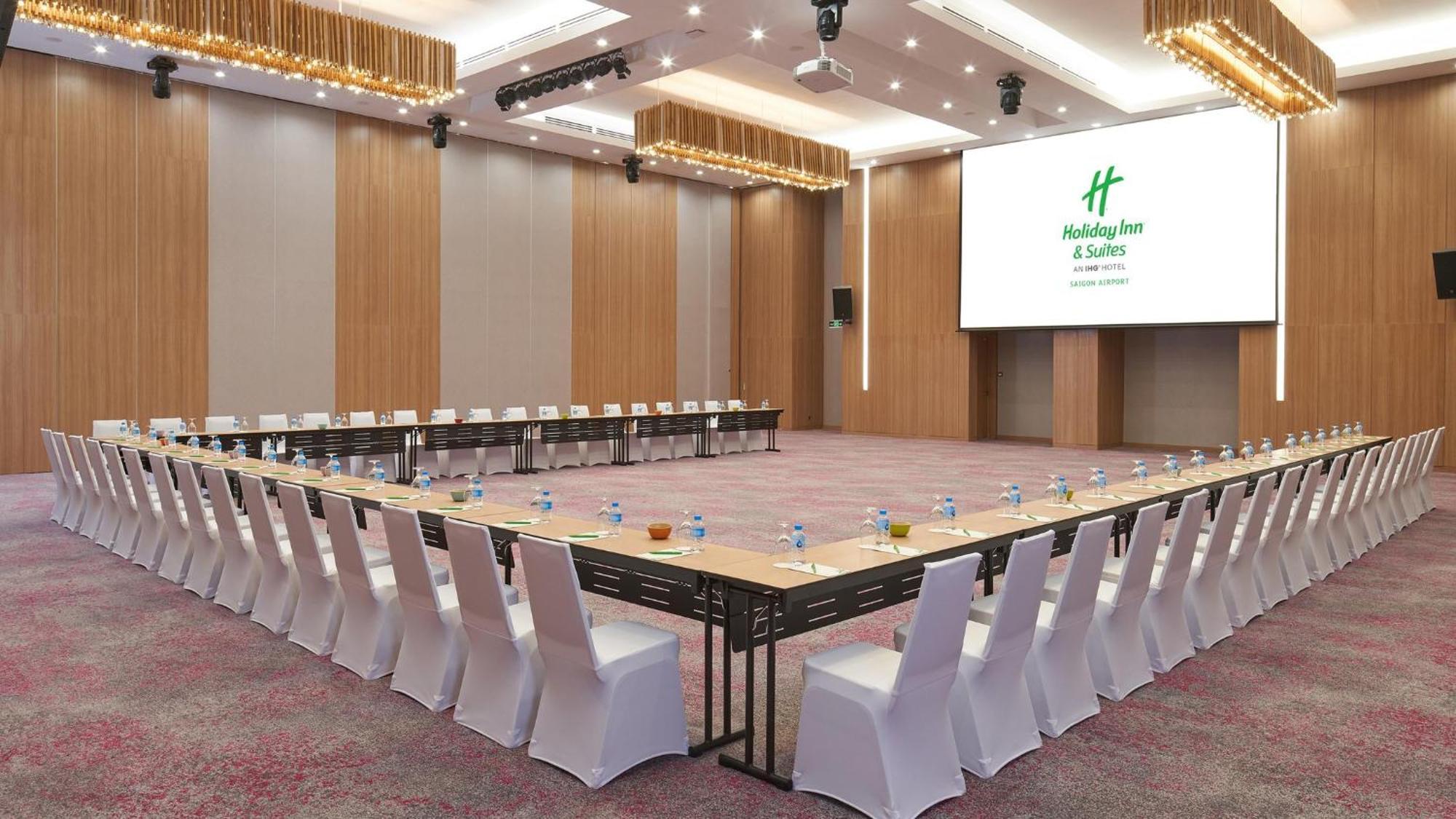 Holiday Inn & Suites Saigon Airport By Ihg Ho-Chi-Minh-Stadt Exterior foto